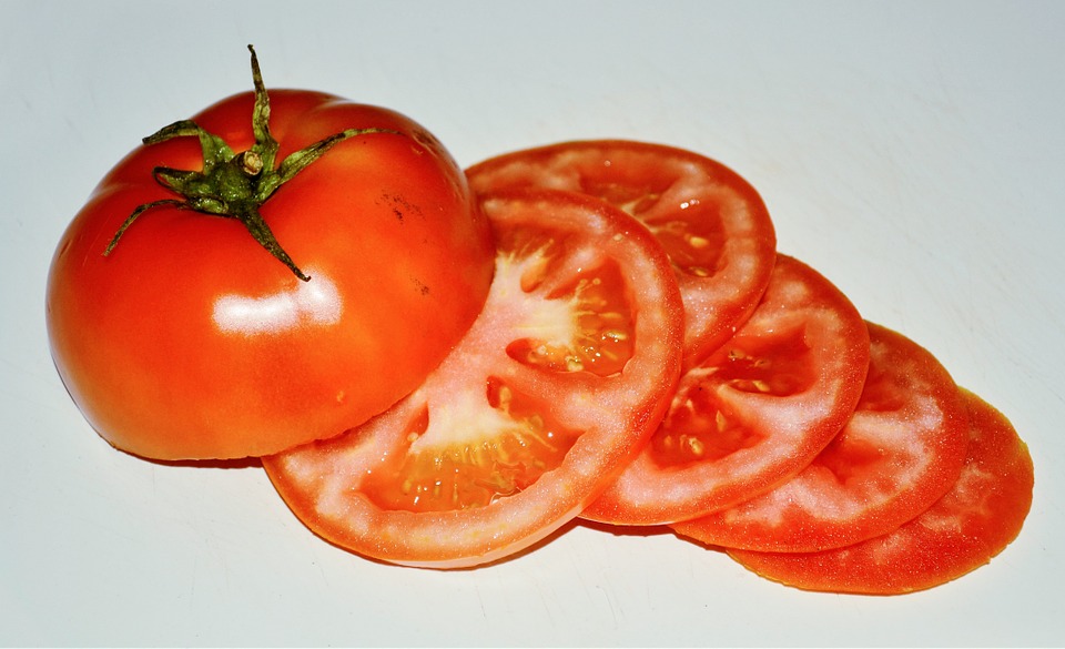 tomato face oack for tan