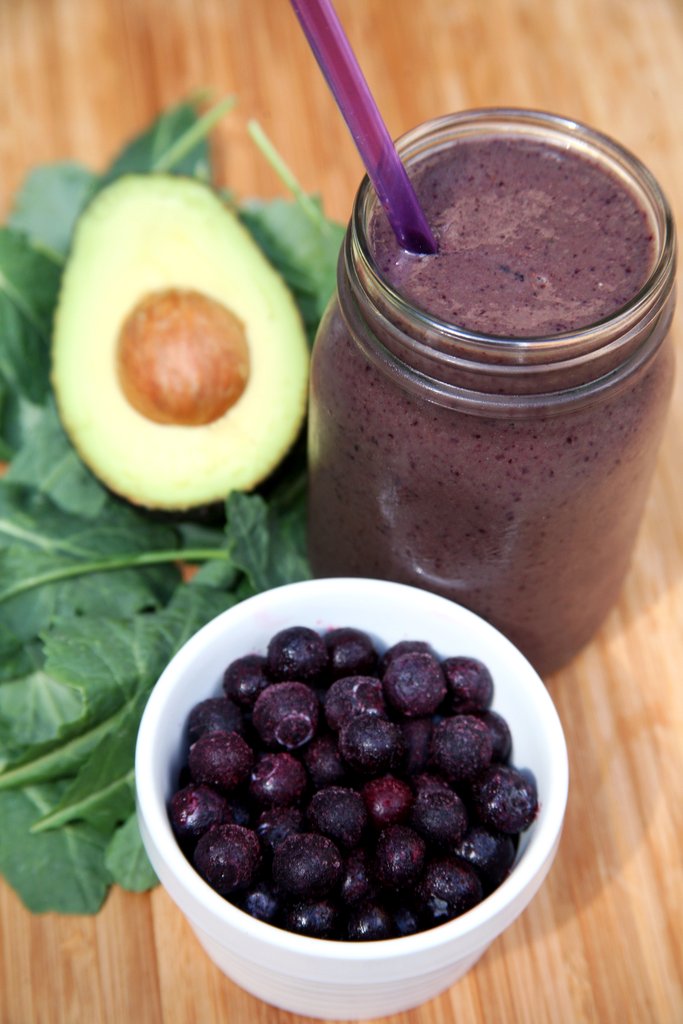 pineapple kale keto smoothie