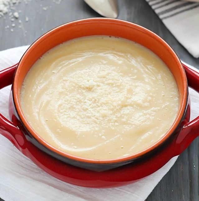 Creamy cauliflower keto soup