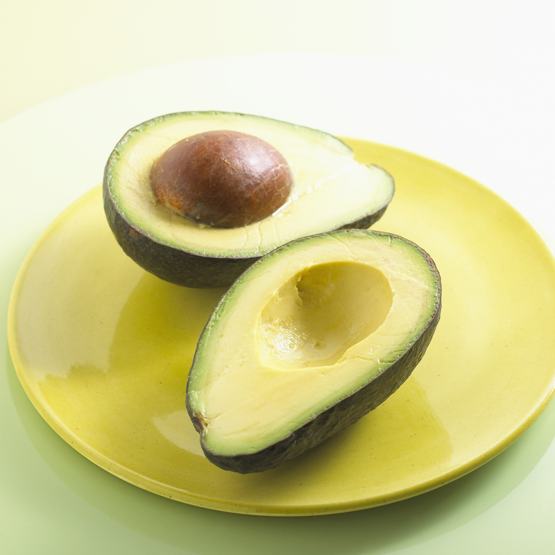 avocado and vitamine capsules for hair growth