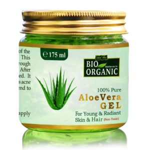 aloe vera gel and avocado hair mask