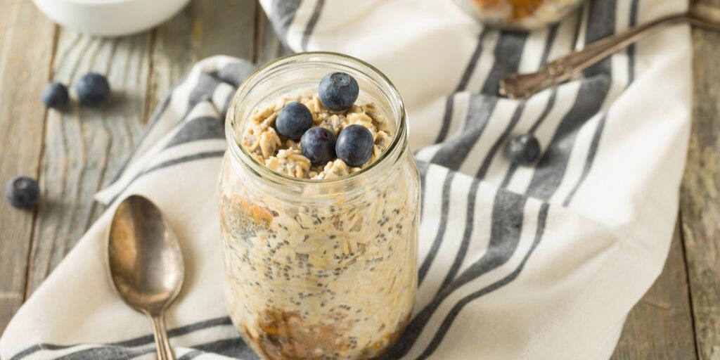 almond butter overnight oats recipe