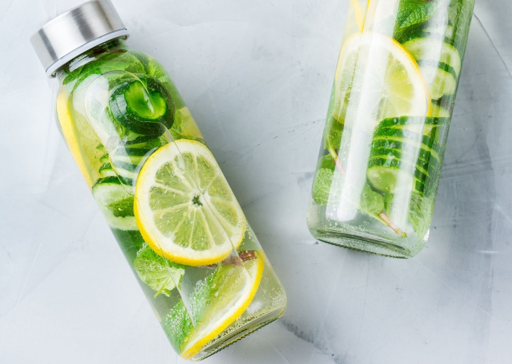 detox water with lemon cucumber mint