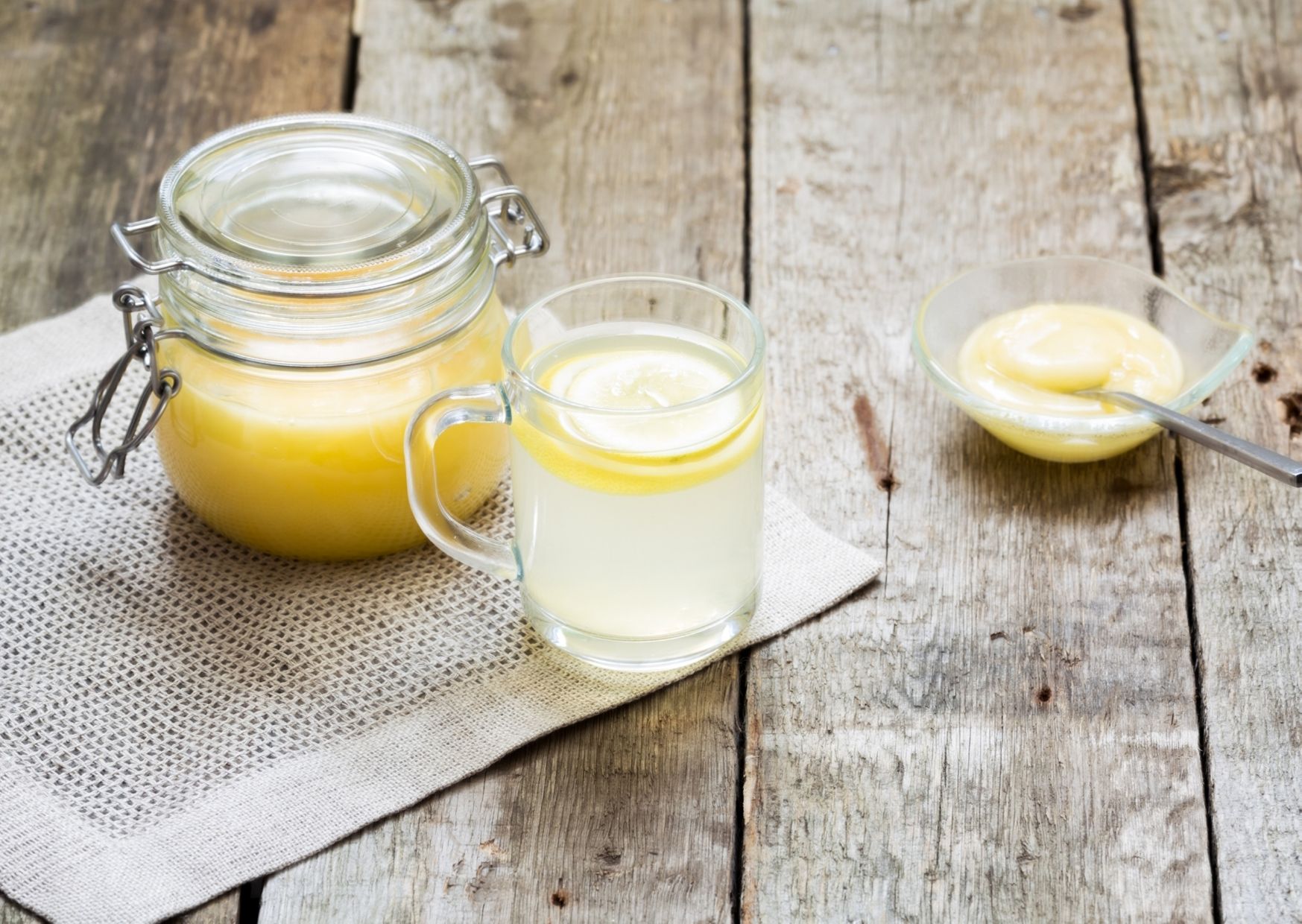 honey and lemon detox water