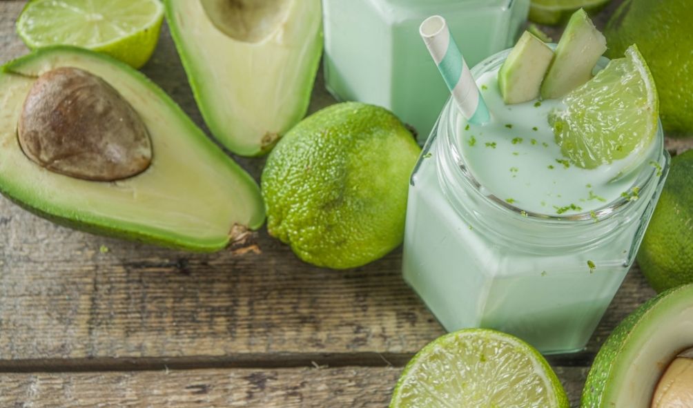 avocado and coconut milk hair mask