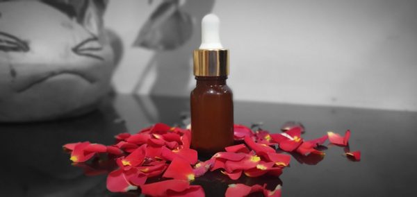 Rose oil for face